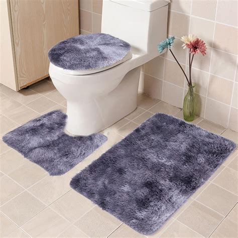 The Solid bath rug is incredibly soft to the touch and feels comfortable under the feet. . Contour bathroom rug sets